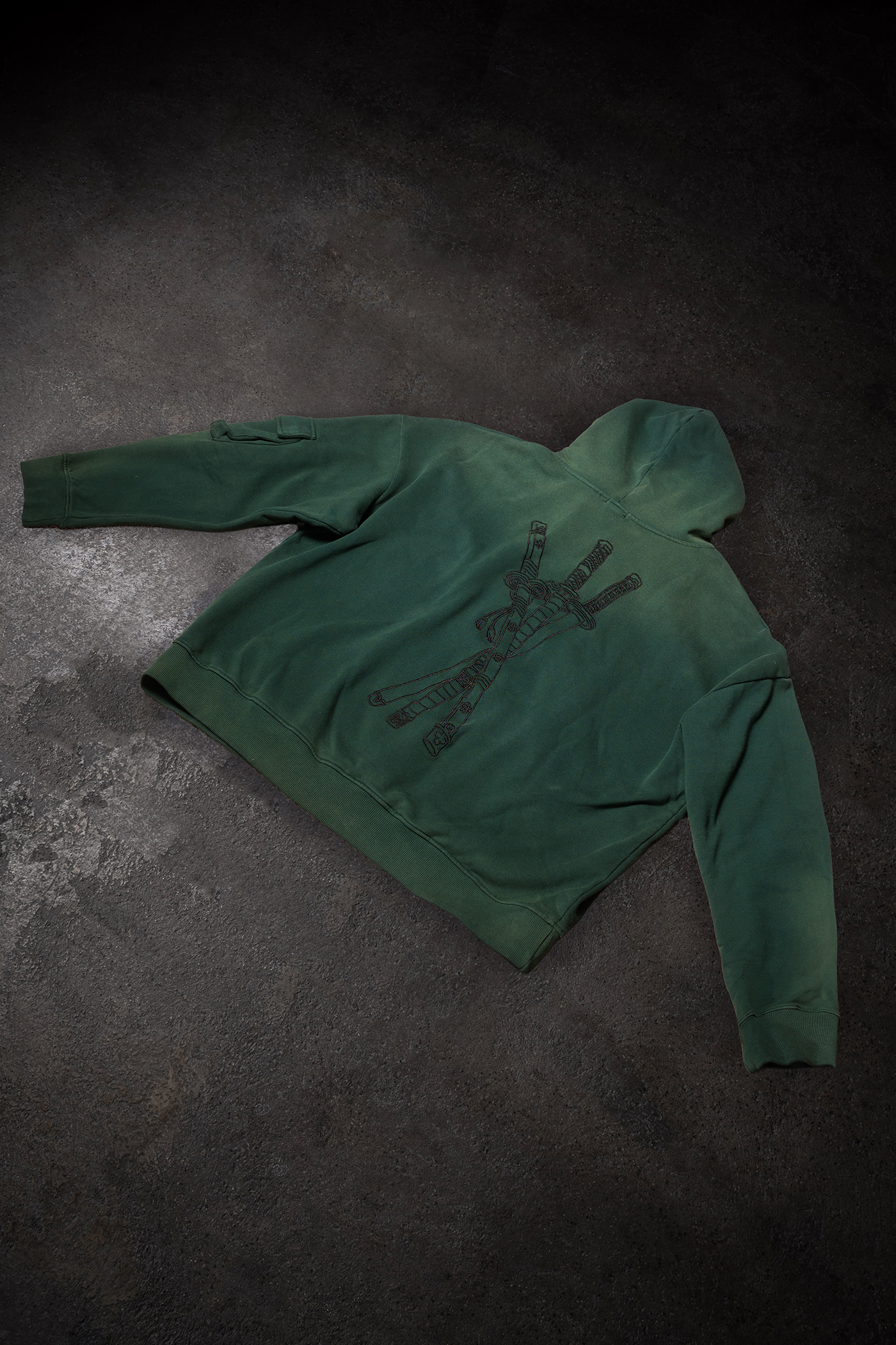 Ghost Katana Embroidery Hoodie – Invicta Kuru