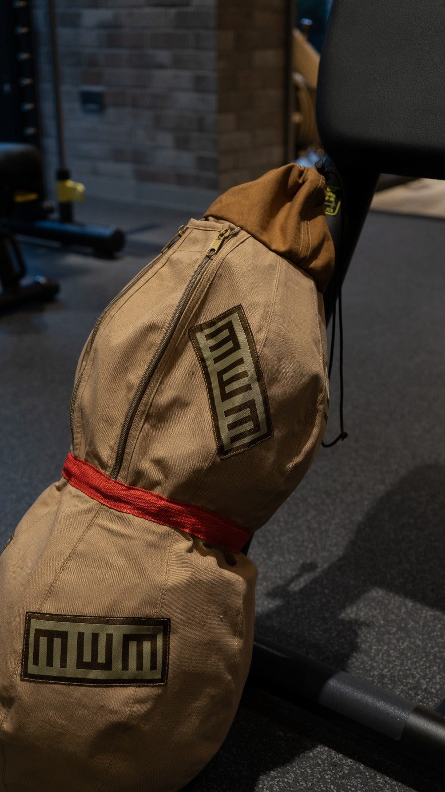CUNE　トレーニングバッグ CUNE® × からあげクン BODY BAG | みんなの付録レビュー